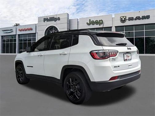 2023 Jeep Compass Altitude