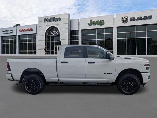 Bright White Clearcoat 2026 RAM 2500 Big Horn