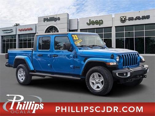 2022 Jeep Gladiator Sport