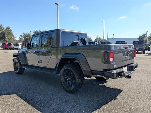 2025 Jeep Gladiator Sport