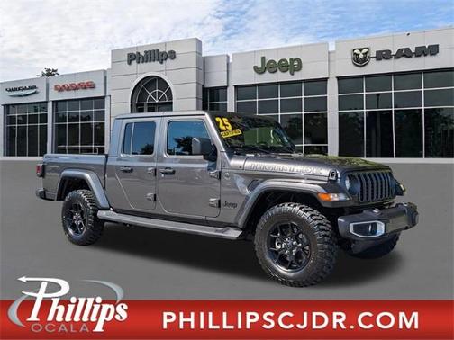 2025 Jeep Gladiator Sport