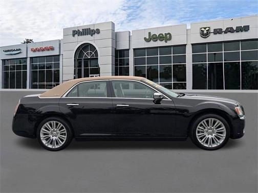 2011 Chrysler 300 Limited