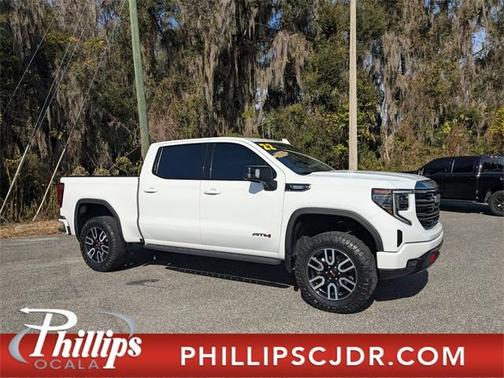 2022 GMC Sierra 1500 AT4