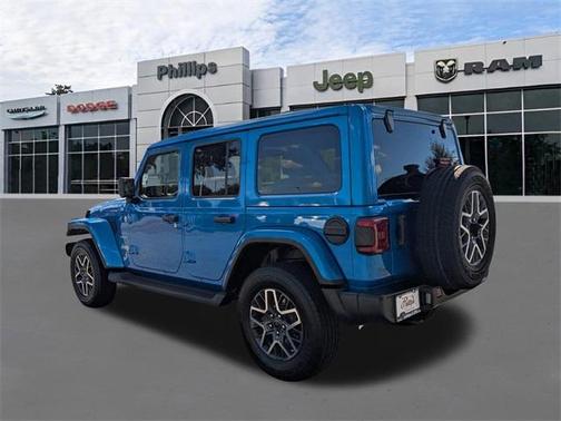 2024 Jeep Wrangler Sahara