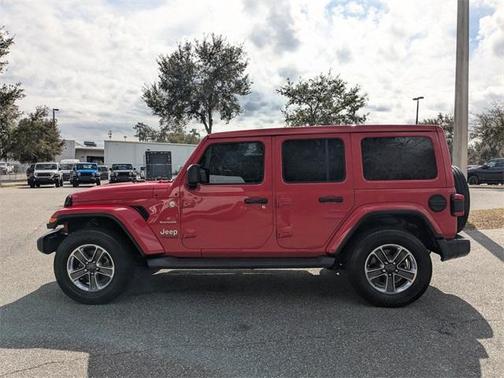 2019 Jeep Wrangler Unlimited Sahara