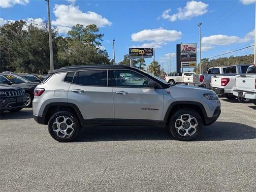 2022 Jeep Compass Trailhawk