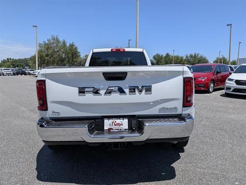 Bright White Clearcoat 2026 RAM 3500 Tradesman