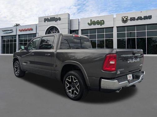 Granite Crystal Clearcoat Metallic 2026 RAM 1500 Laramie