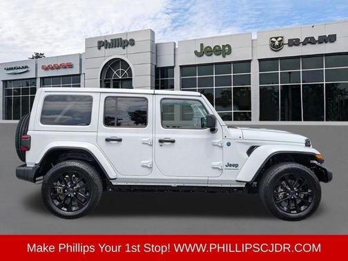 Bright White Clearcoat 2025 Jeep Wrangler 4xe Sahara