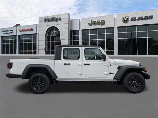 2025 Jeep Gladiator Sport