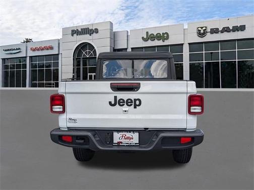 2025 Jeep Gladiator Sport