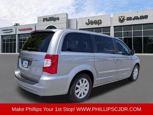 Billet Silver Clearcoat Metallic 2016 Chrysler Town & Country Touring
