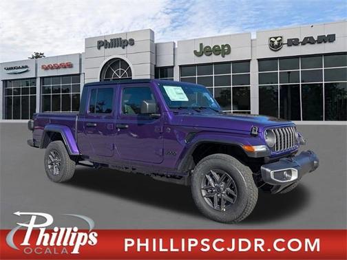 2026 Jeep Gladiator Sport