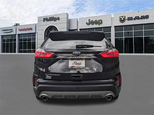 2021 Ford Edge Titanium