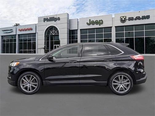 2021 Ford Edge Titanium