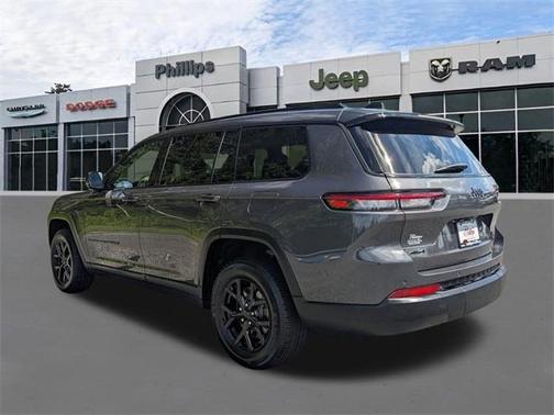 2024 Jeep Grand Cherokee L Laredo
