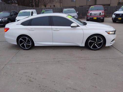 2018 Honda Accord Sport 4dr Sedan (1.5T I4 CVT)