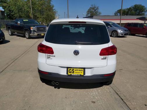 2017 Volkswagen Tiguan 2.0T S 4MOTION