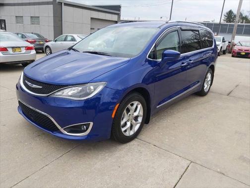 2020 Chrysler Pacifica Touring-L Plus
