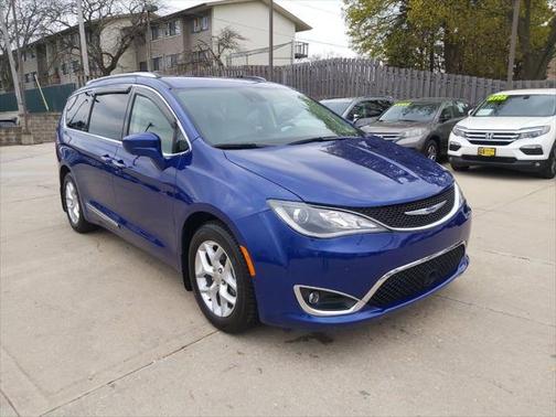 2020 Chrysler Pacifica Touring-L Plus