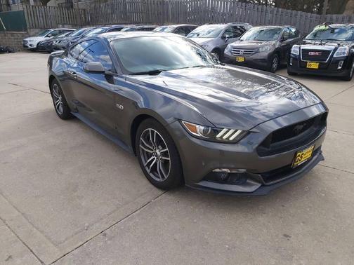 2017 Ford Mustang GT