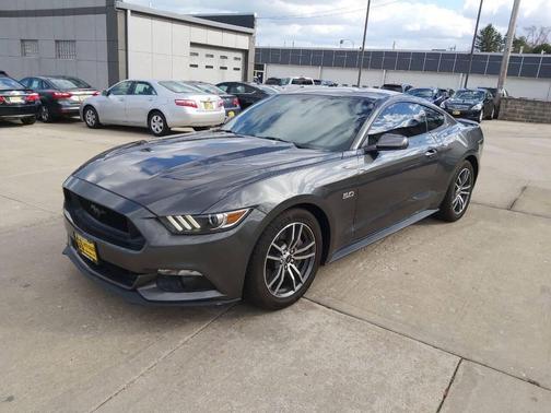 2017 Ford Mustang GT