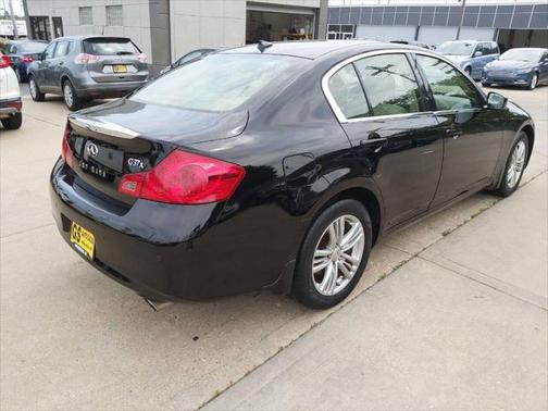 2013 INFINITI G37x Base