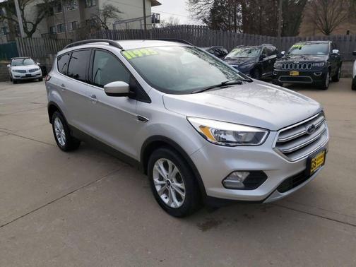 Silver 2018 Ford Escape SE
