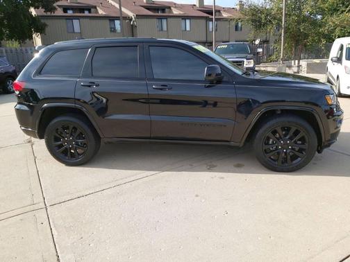 2018 Jeep Grand Cherokee Altitude