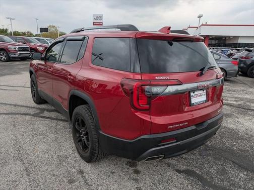 2023 GMC Acadia AWD AT4