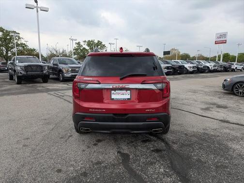 2023 GMC Acadia AWD AT4