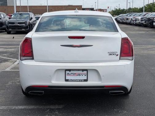 2021 Chrysler 300 S
