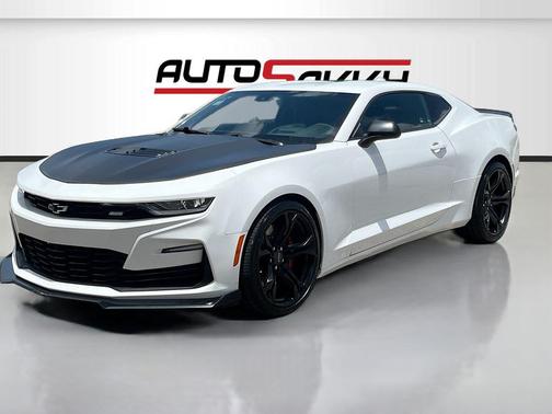 Summit White 2022 Chevrolet Camaro 2SS