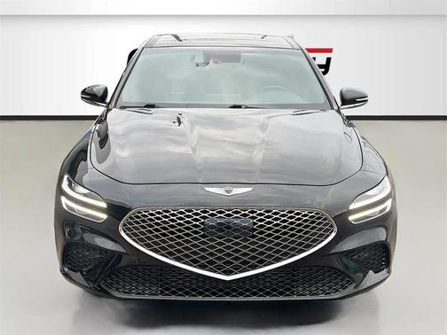 2022 Genesis G70 2.0T RWD