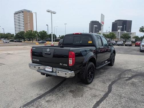 2021 Nissan Frontier SV