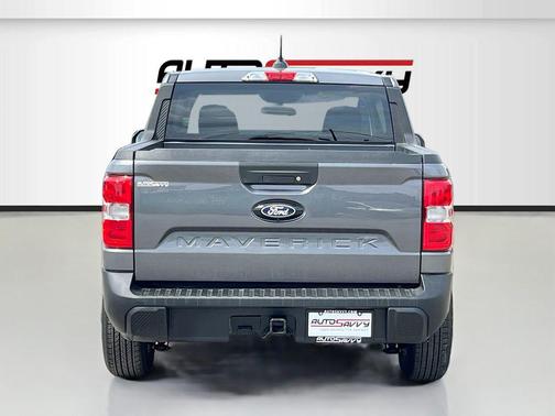 Carbonized Gray Metallic 2025 Ford Maverick XLT