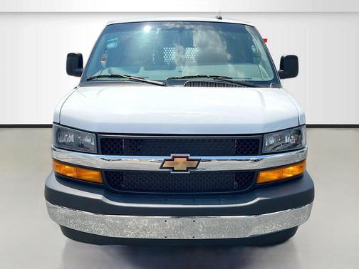 2024 Chevrolet Express 2500 RWD 2500 Regular Wheelbase WT