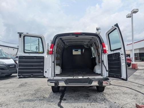 2024 Chevrolet Express 2500 RWD 2500 Regular Wheelbase WT