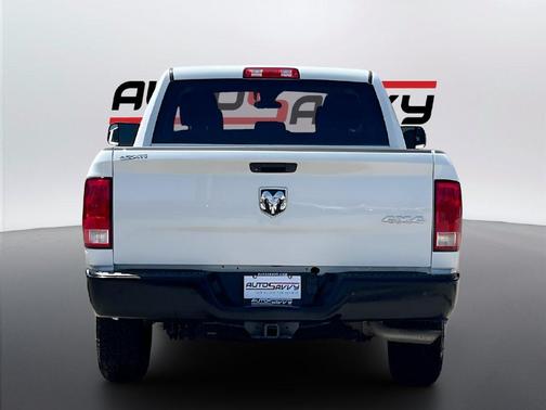 Bright White Clearcoat 2022 RAM 1500 Tradesman
