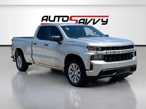 Silver Ice Metallic 2019 Chevrolet Silverado 1500 Custom
