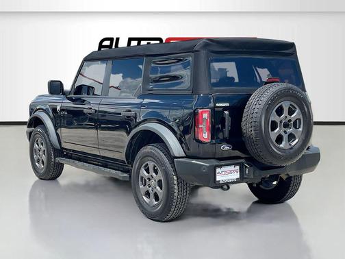 Shadow Black 2024 Ford Bronco Big Bend