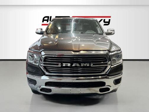 Granite Crystal Metallic Clearcoat 2023 RAM 1500 Laramie
