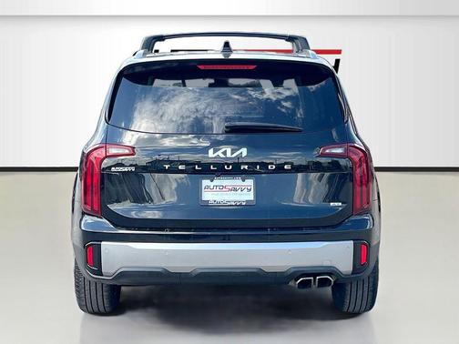 Ebony Black 2025 Kia Telluride S
