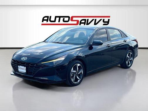 Phantom Black 2023 Hyundai ELANTRA SEL