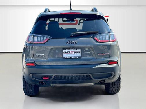 2022 Jeep Cherokee Trailhawk