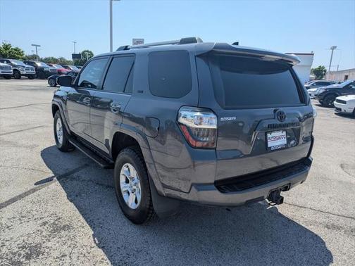 2022 Toyota 4Runner SR5