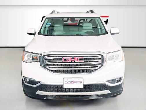 White Frost Tricoat 2017 GMC Acadia SLT-1