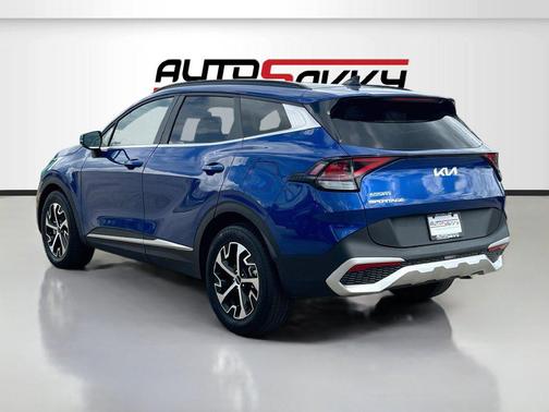 Sapphire Blue 2025 Kia Sportage EX