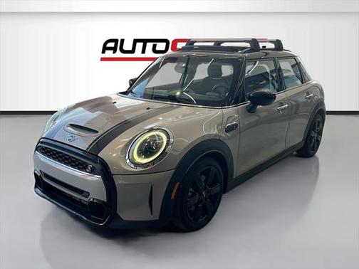 2022 MINI Hardtop Cooper S
