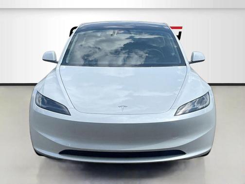 Pearl White Multi-Coat 2025 Tesla Model 3 Long Range